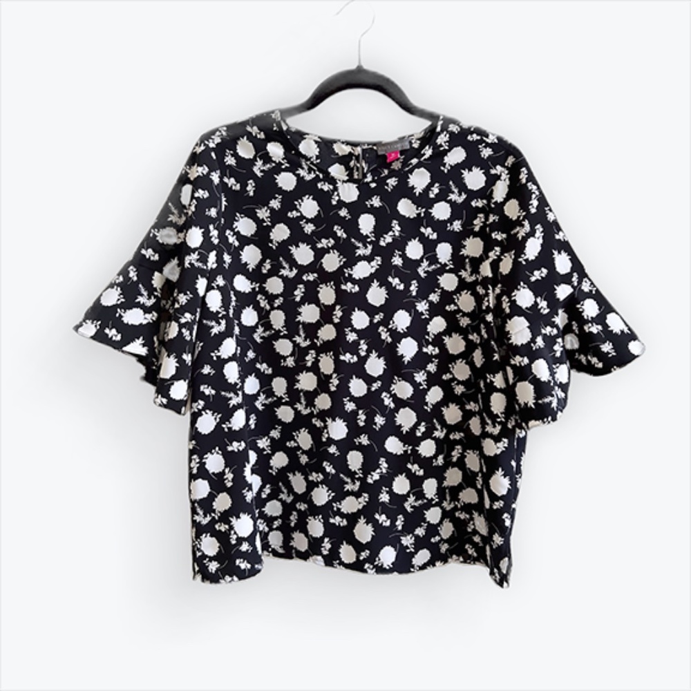 Vince Camuto Flutter Sleeve Top Botanical Design … - image 3